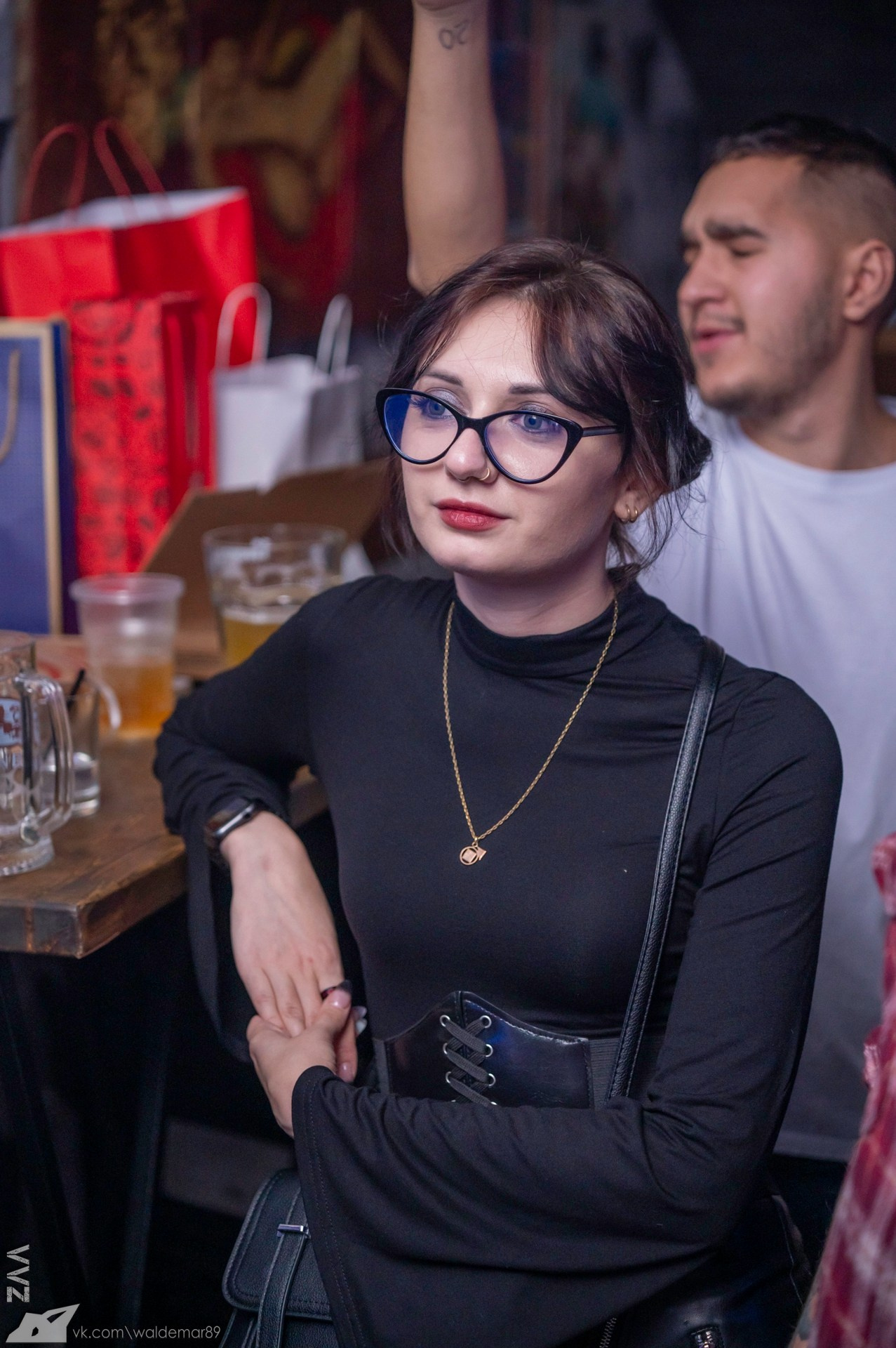 День рождения вокалиста группы Cookie's Band в баре «Дело Не В Тебе». Фотограф в Красноярске Владимир З