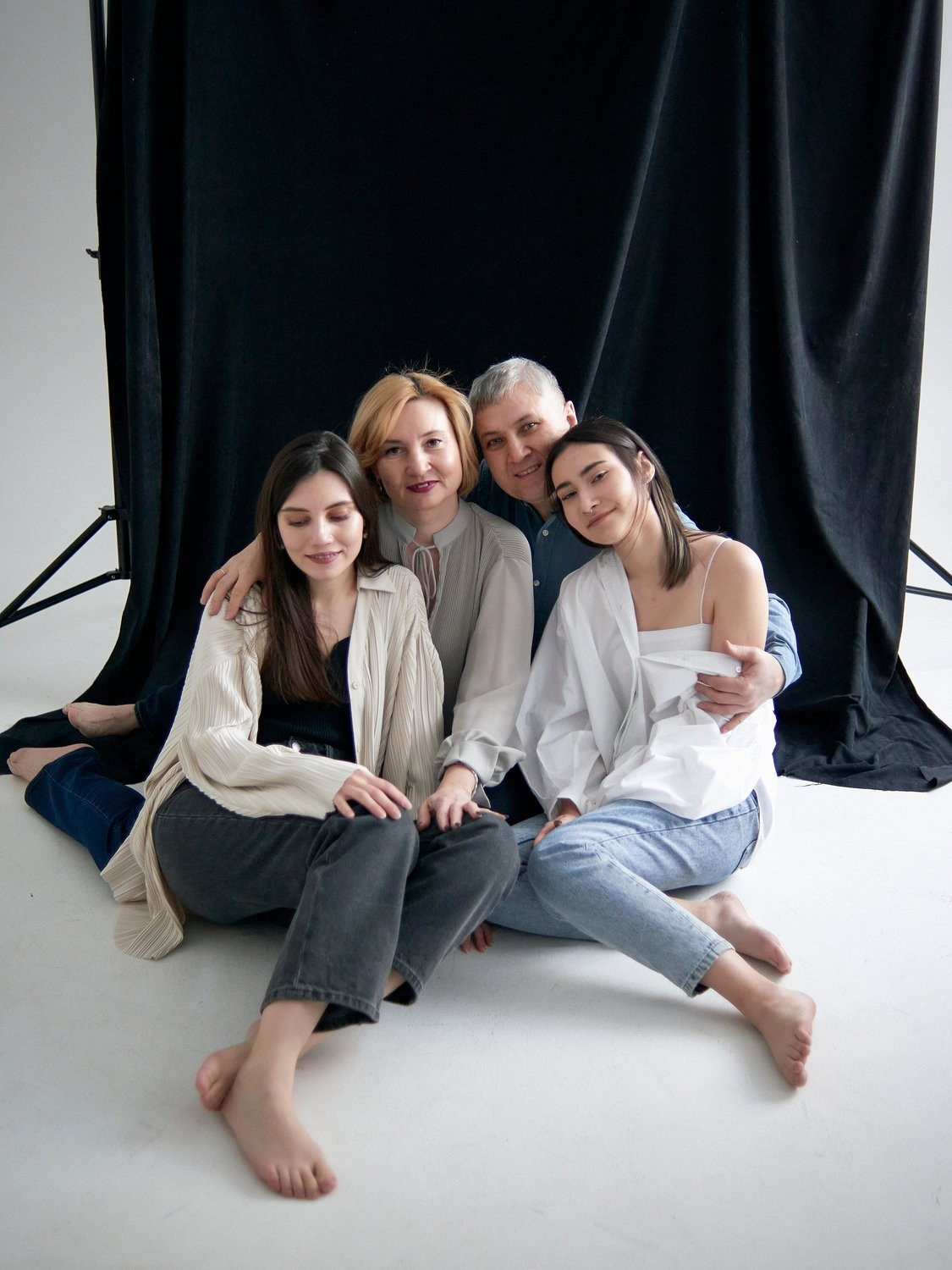 Семейная съемка в студии. Портретный фотограф в Санкт-Петербурге