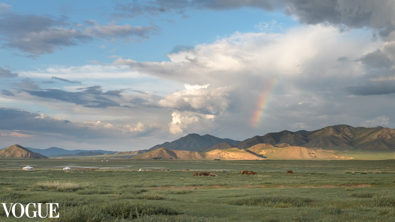 Публикация в ВОГ фотографа из Екб