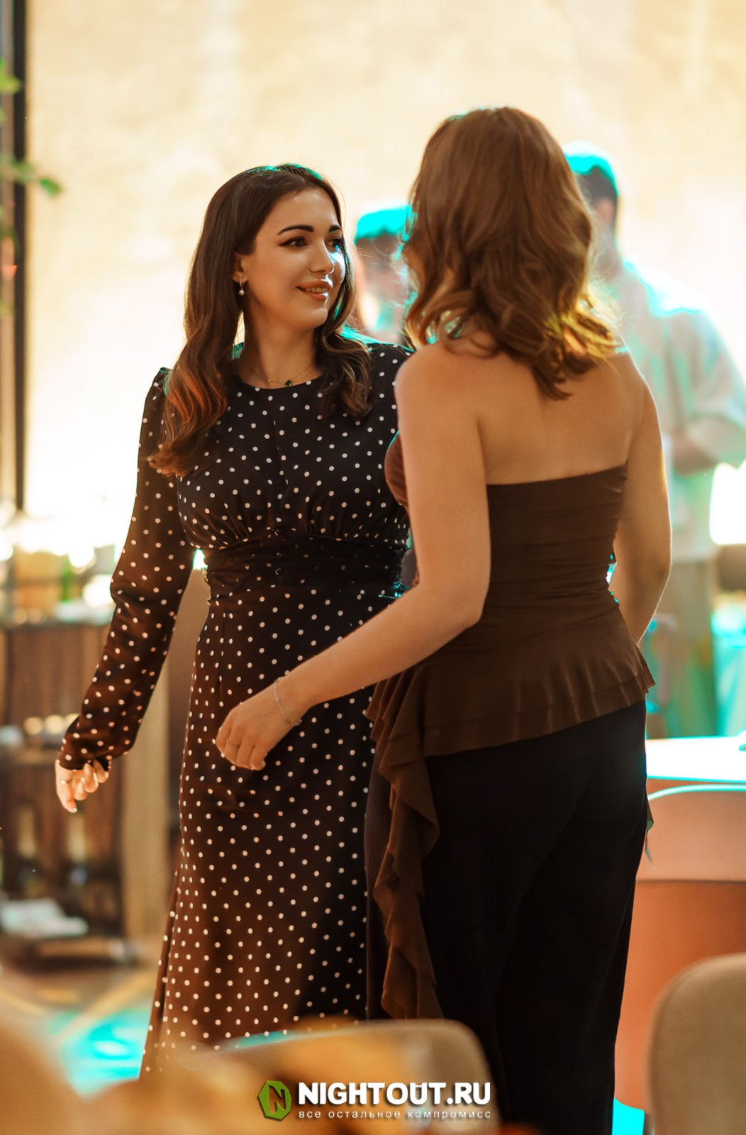 MOSCOW NEVER SLEEP. NIGHTOUT.RU Журнал о ночной жизни города