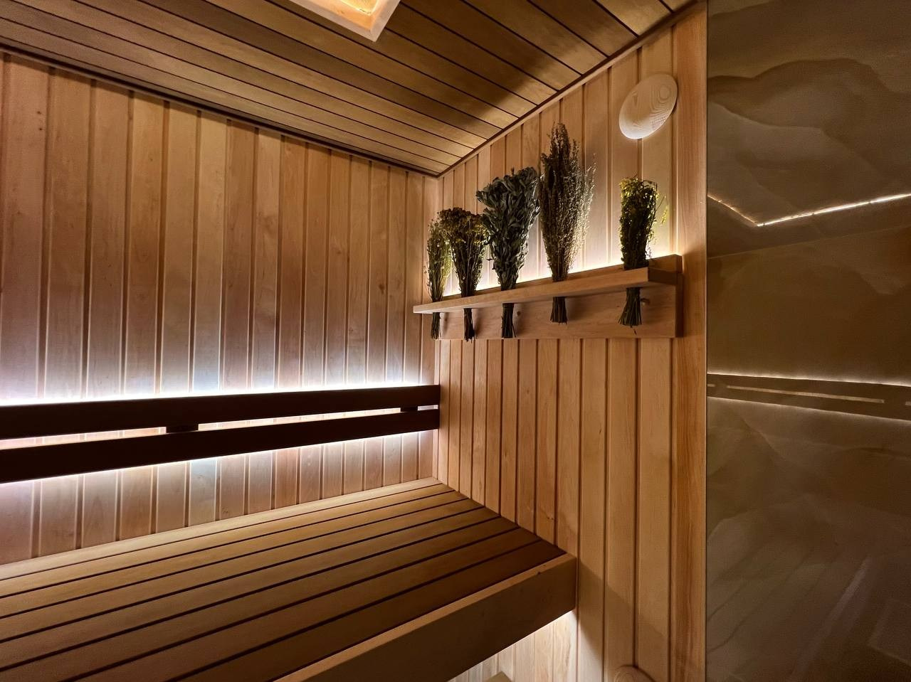 Русская баня с Русской душой в Орехово. Ольха и термоольха, запах можжевельника и разнотравья- непередаваемая атмосфера. SaunaTopMasters