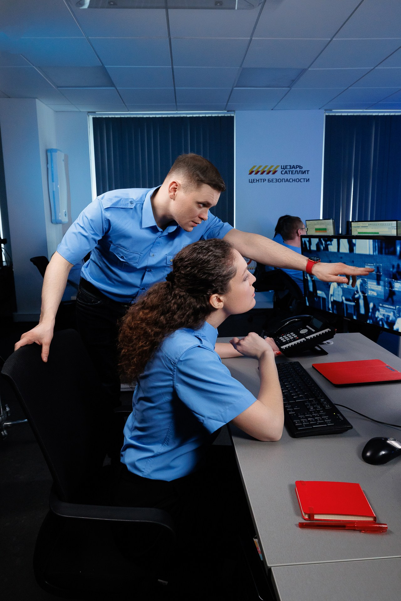 Цезарь Сателит. Фотосъёмка для бизнеса — предметное фото, репортаж с мероприятий, портреты людей, съёмка интерьера и экстерьера