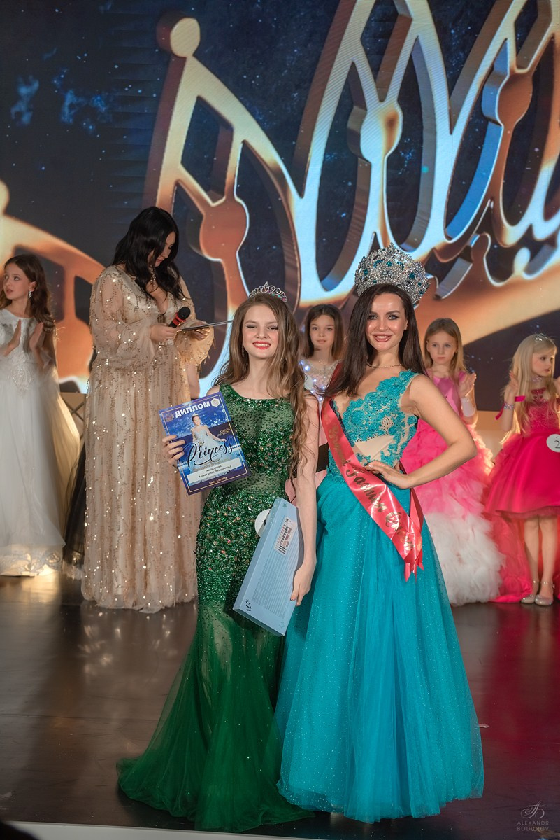 GrandFashionShow2024. Семейный и коммерческий фотограф в Сочи Александр Бодунов