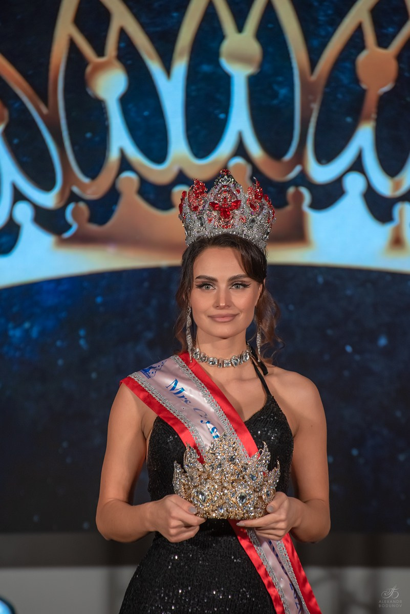 GrandFashionShow2024. Семейный и коммерческий фотограф в Сочи Александр Бодунов