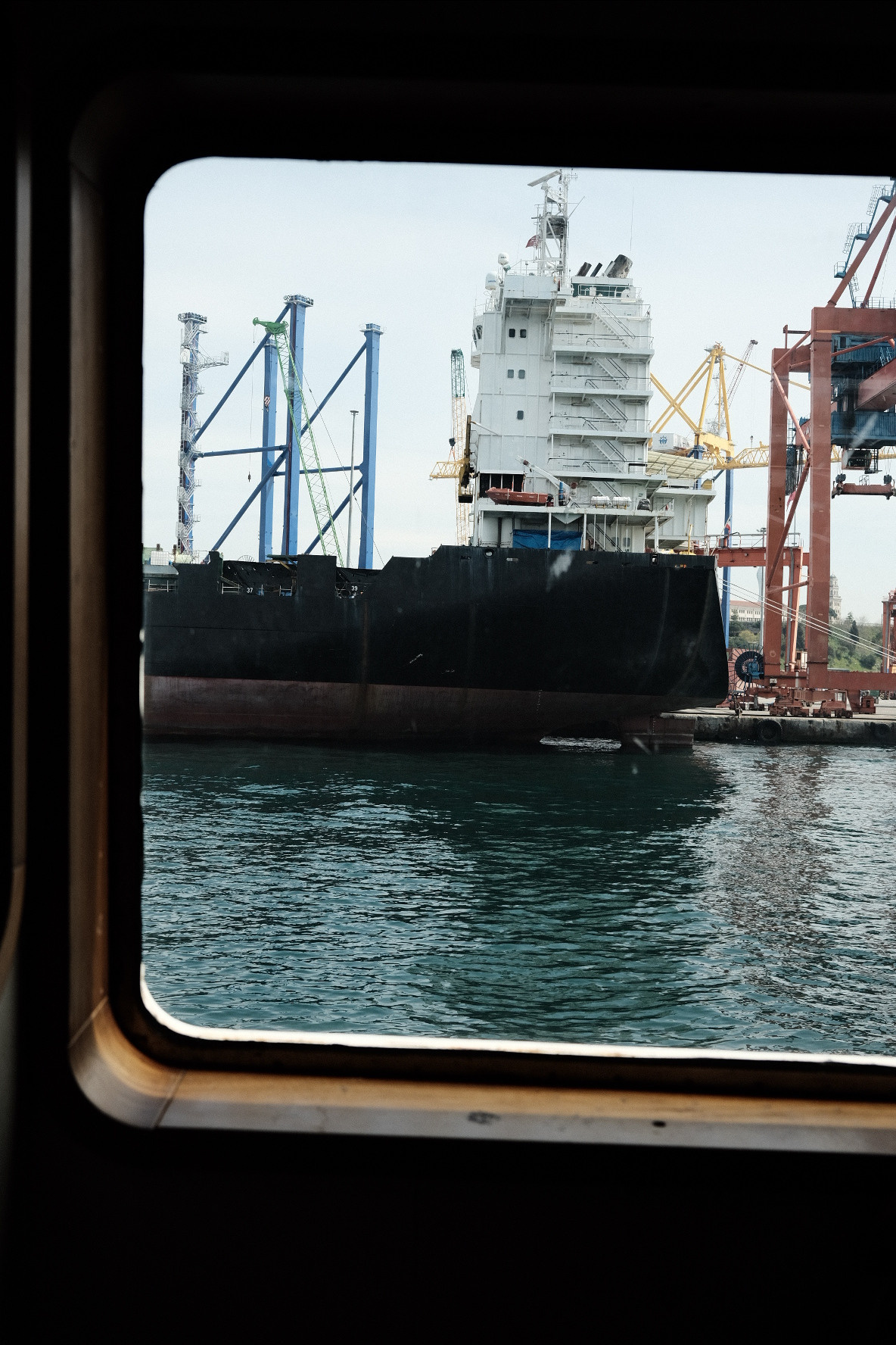 Street. Если ты на Земле — звони