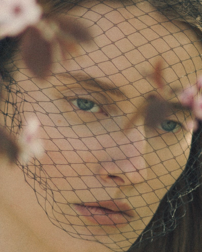 Девушки. Male photographer