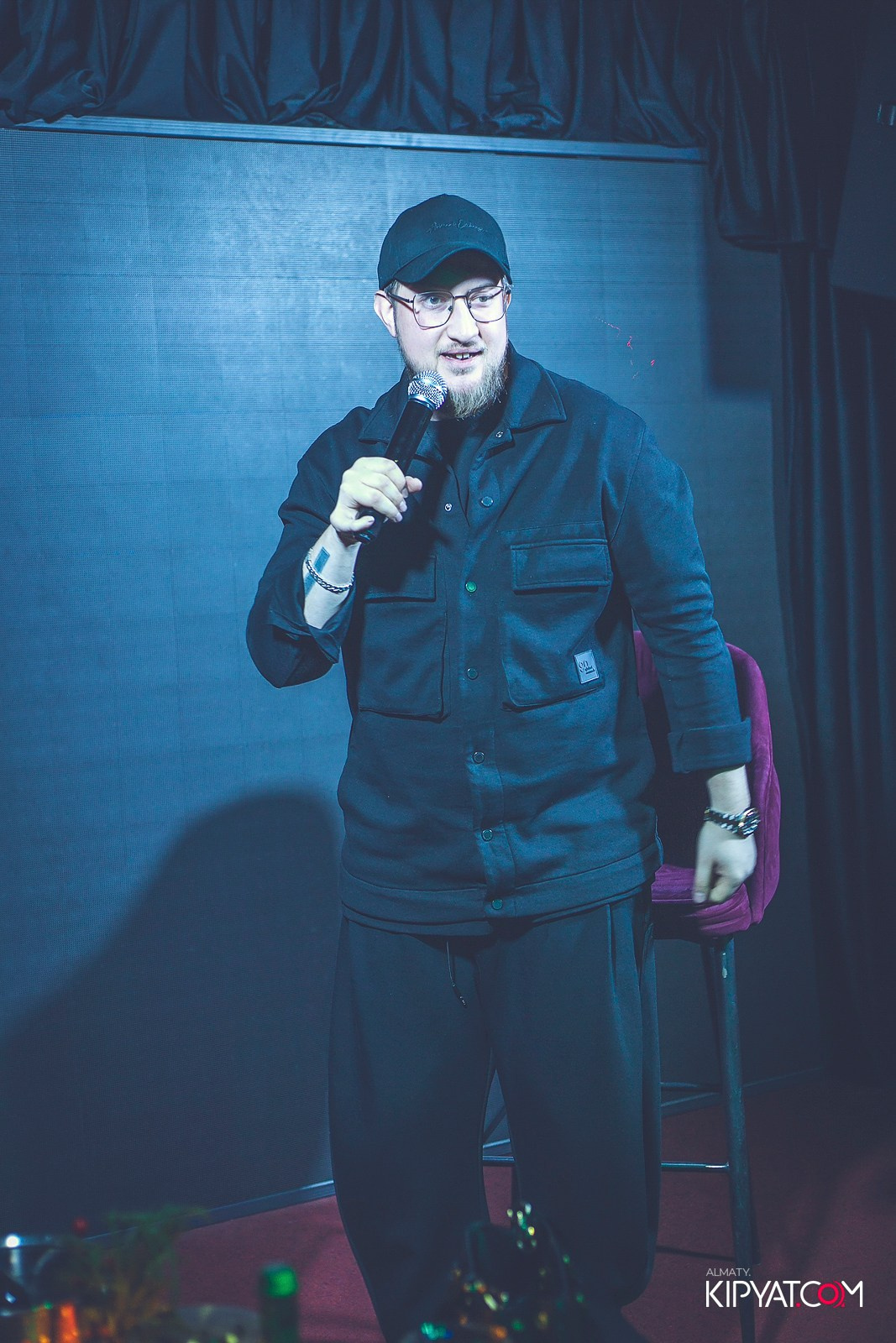 STAND UP КОНЦЕРТ АЛЕКСАНДРА МЕРКУЛЬ. КИПЯТКОМ АЛМАТЫ! Фотосъемка мероприятий в Алматы