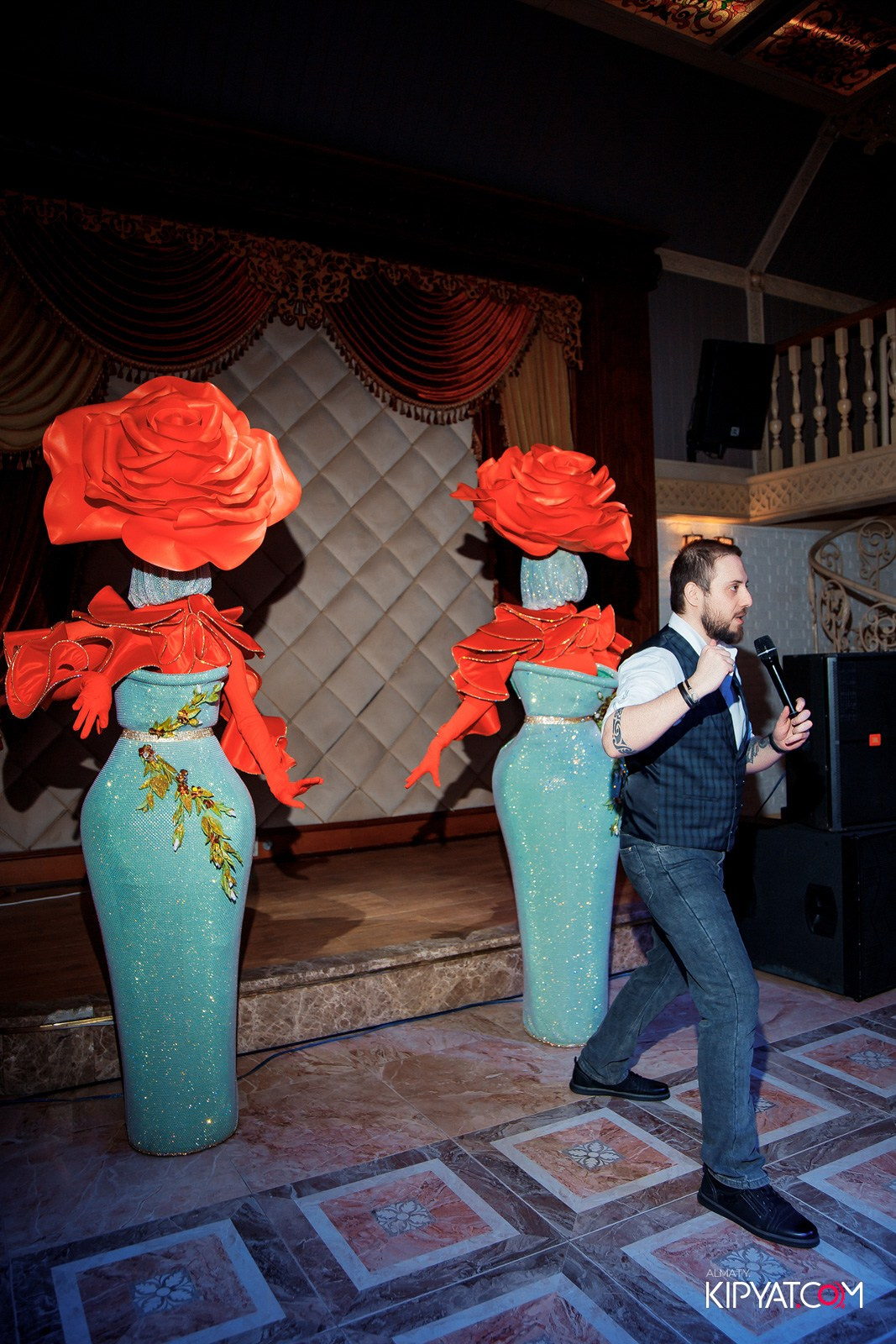 РЕСТОРАН ALAZANI НА КАБАНБАЙ БАТЫРА. КИПЯТКОМ АЛМАТЫ!