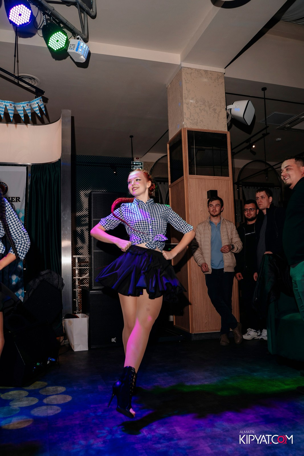 OKTOBERFEST — ПИНТА НА ТУЛЕБАЕВА. КИПЯТКОМ АЛМАТЫ!