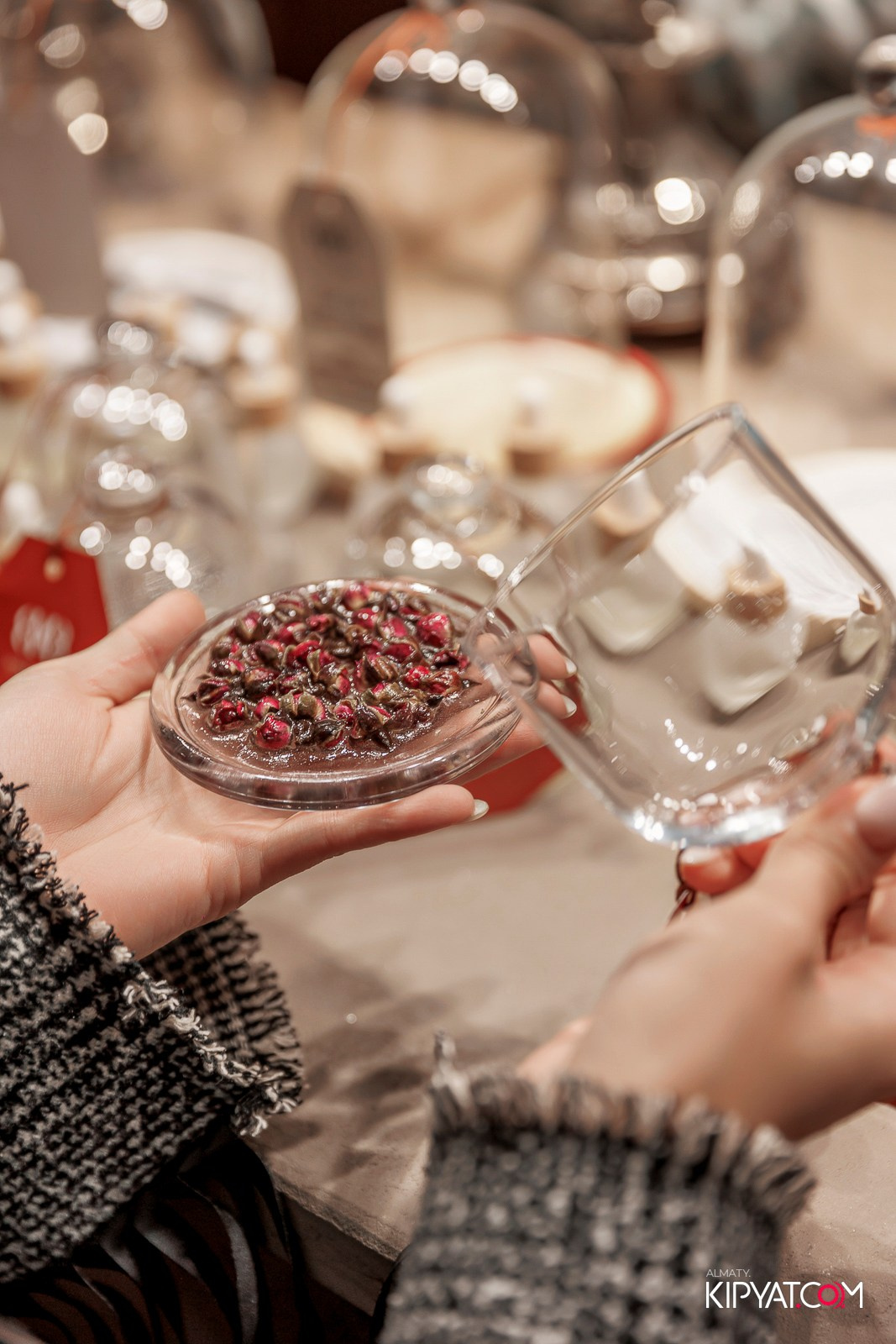 ОТКРЫТИЕ ПАРФЮМЕРНОГО ДОМА MAISON PERFUME. КИПЯТКОМ АЛМАТЫ!