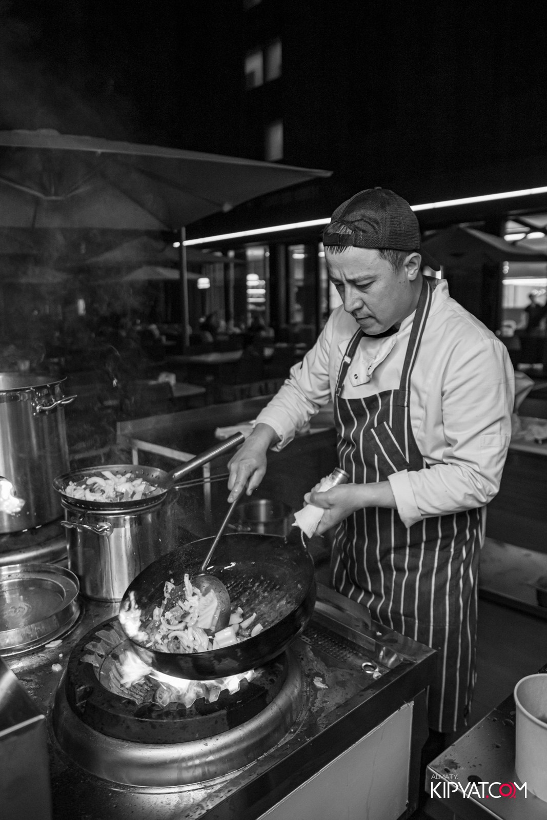 LAGMAN AND UNLIMITED PIVO PARTY. КИПЯТКОМ АЛМАТЫ!