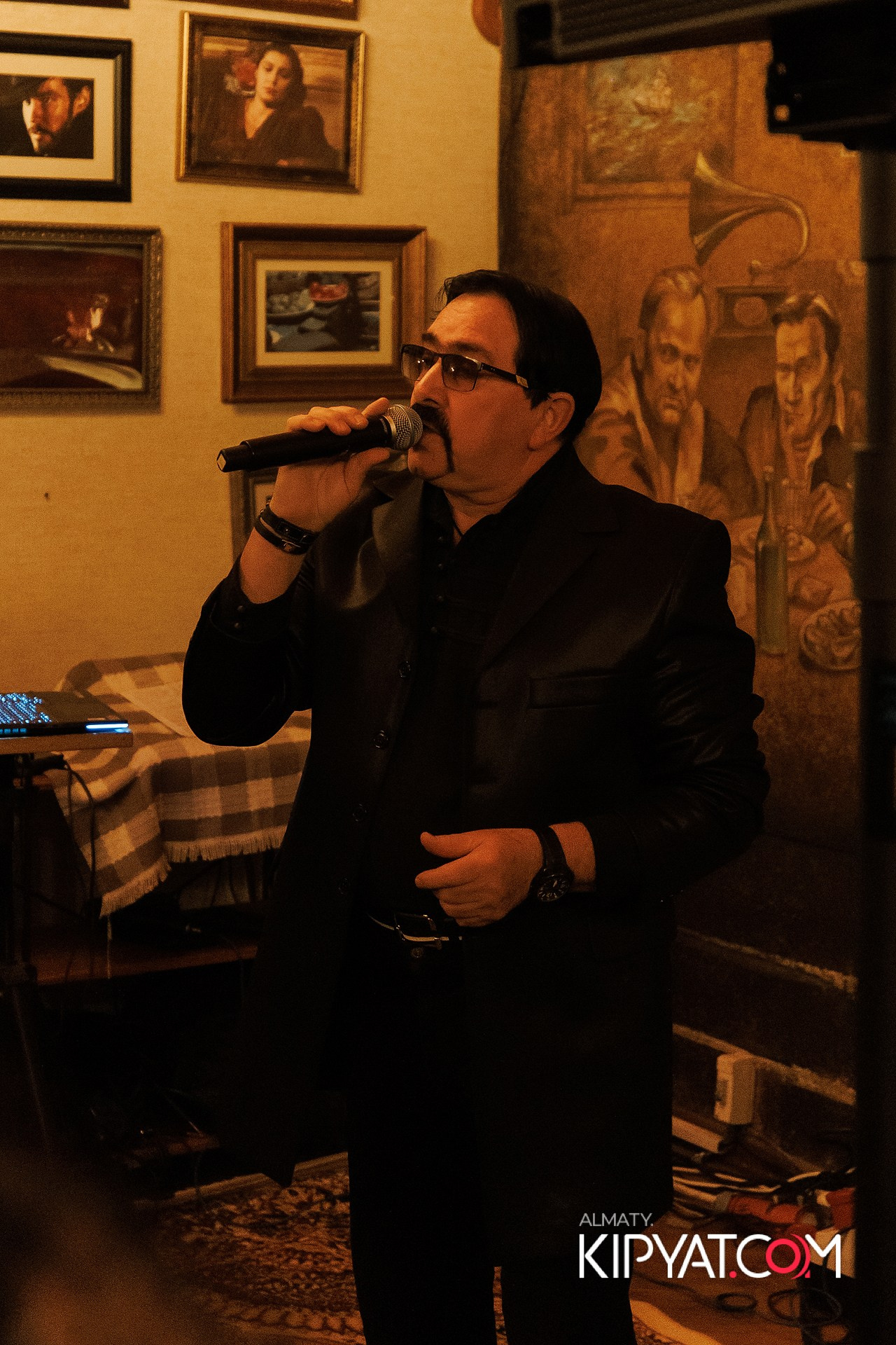 РЕСТОРАН «МАРЬИНА РОЩА». КИПЯТКОМ АЛМАТЫ!