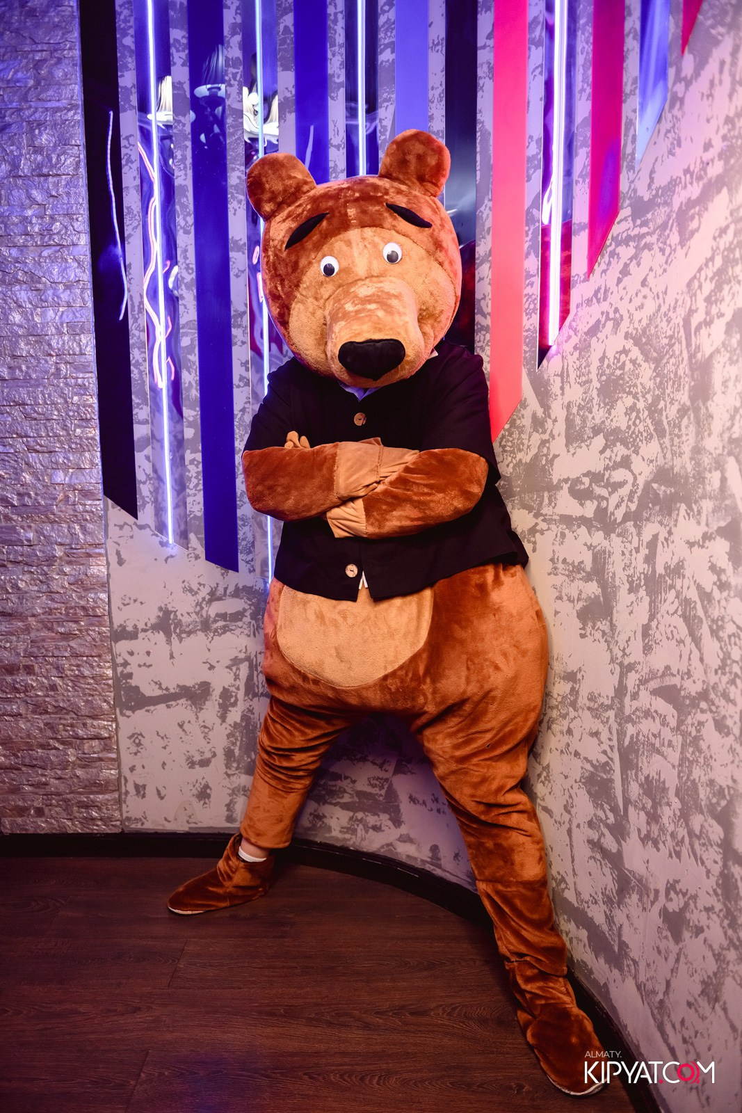 УХО И МЕДВЕДЬ НА ГАГАРИНА. КИПЯТКОМ АЛМАТЫ!