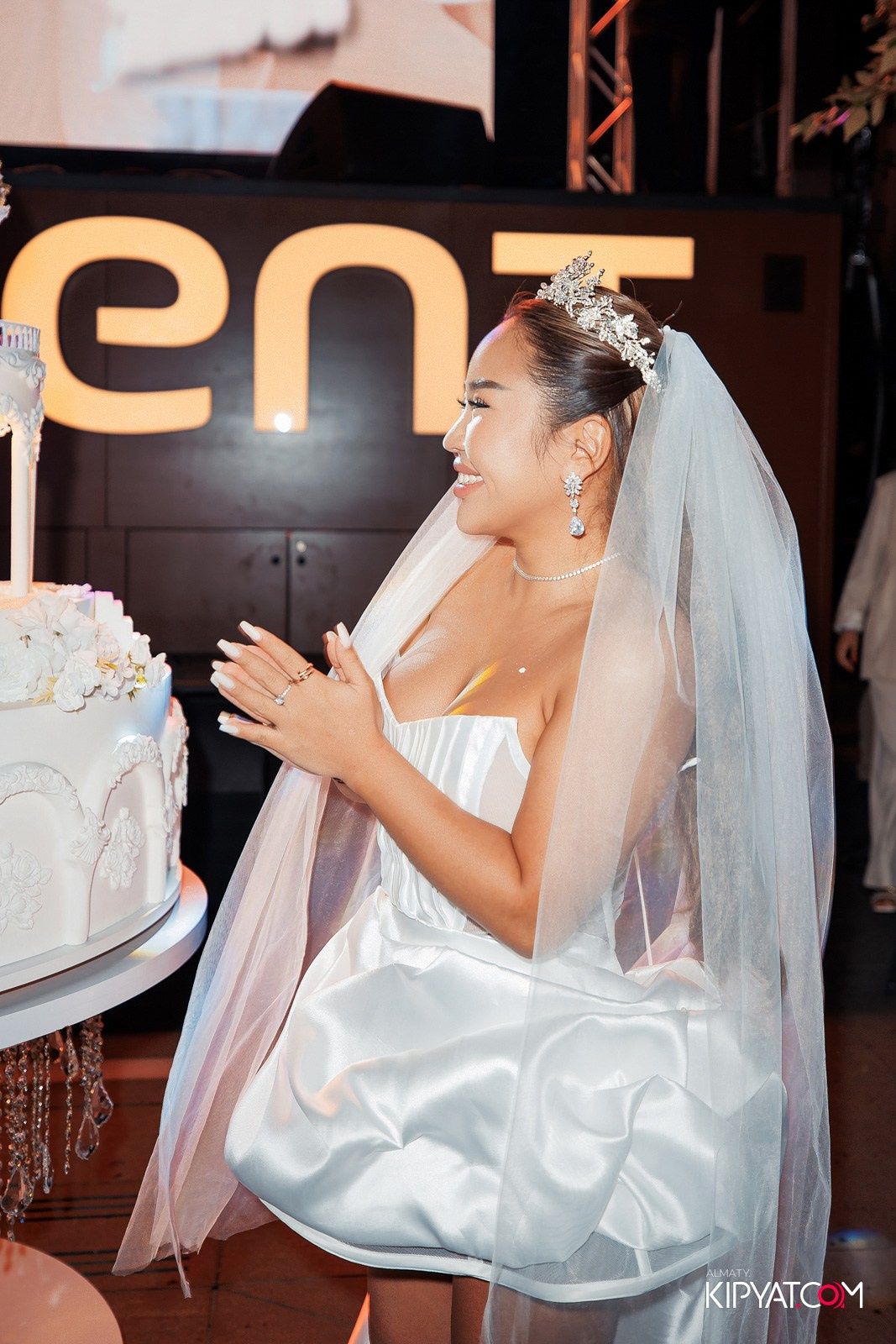 EVENT BAR. КИПЯТКОМ АЛМАТЫ!