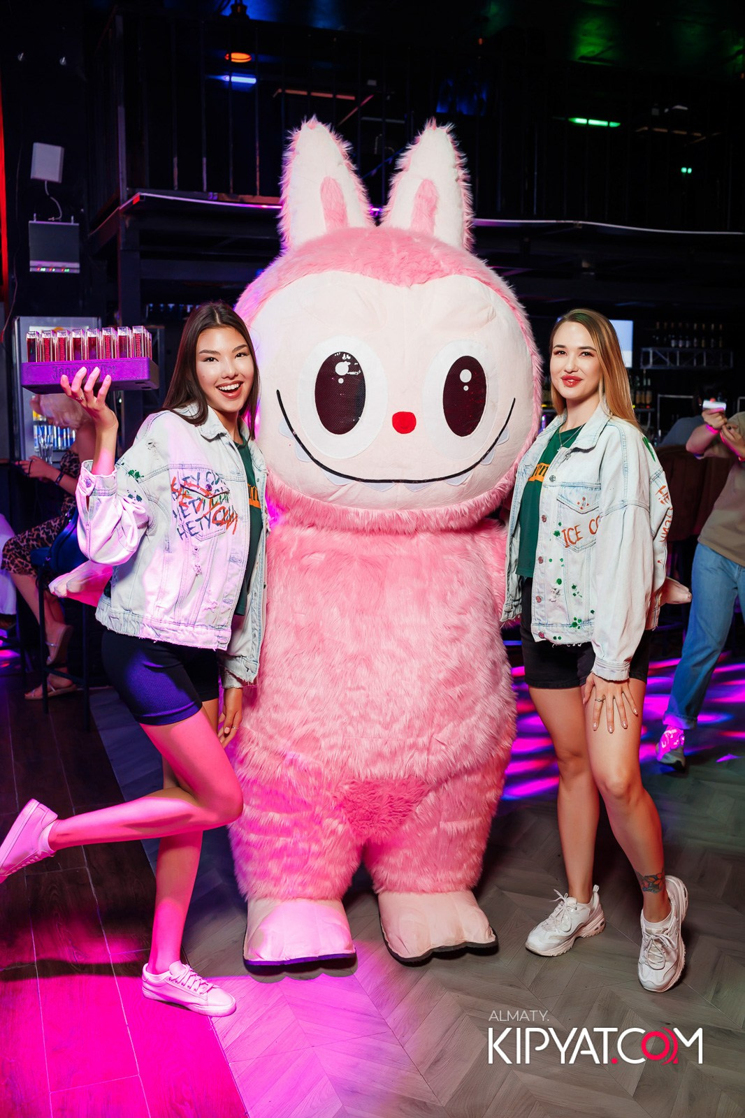 НОЧНОЙ КЛУБ ICON. КИПЯТКОМ АЛМАТЫ!