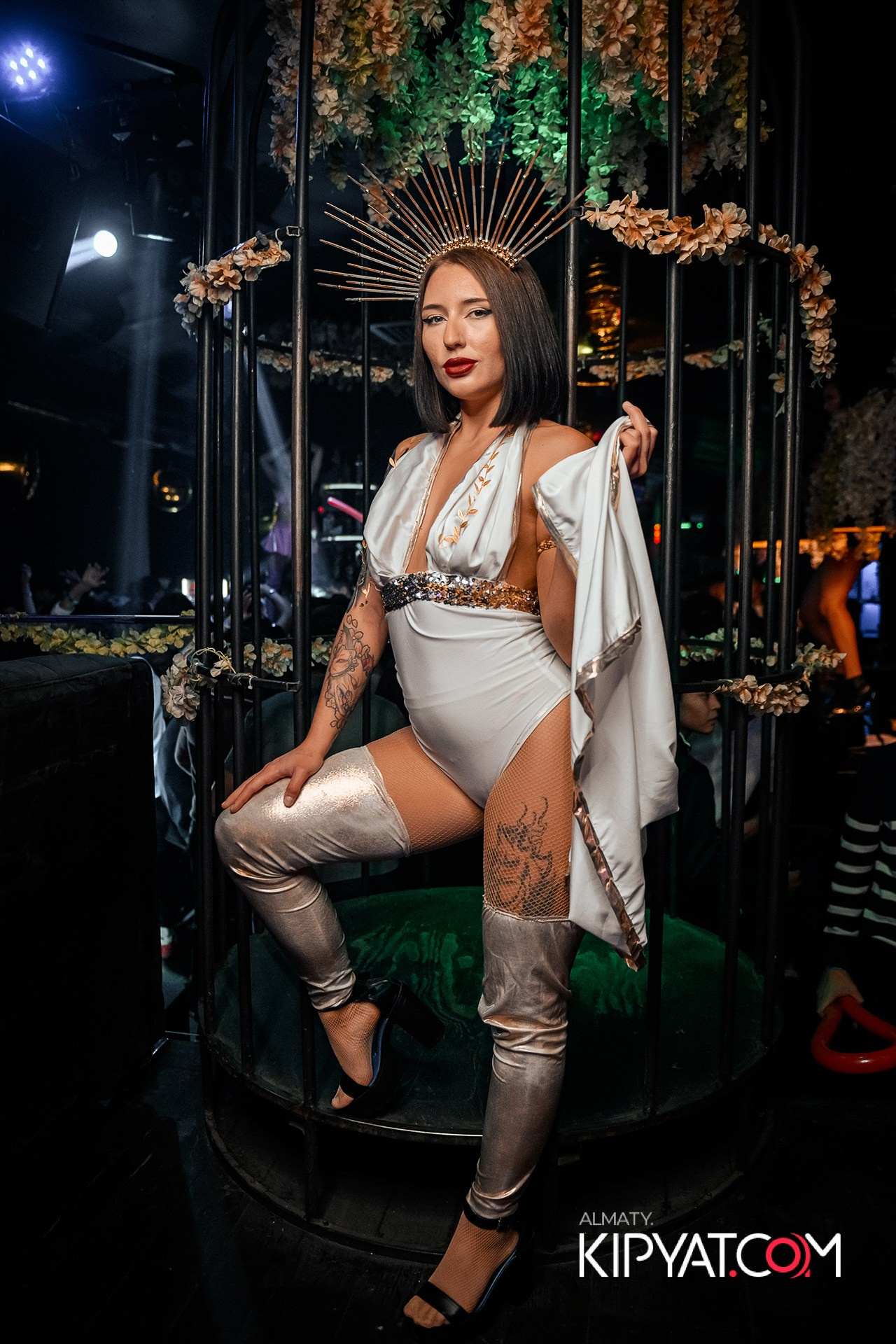 UYAT EMES BAR. КИПЯТКОМ АЛМАТЫ!