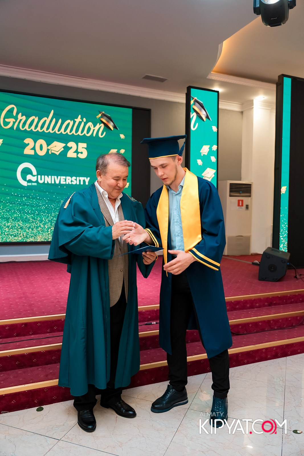 GRADUATION 2025 Q UNIVERSITY. КИПЯТКОМ АЛМАТЫ!