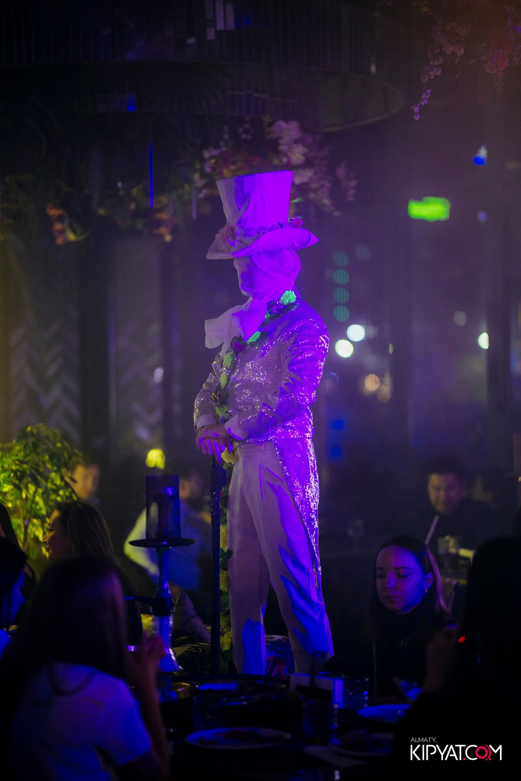 FRIENDS BAR & TERRACE. КИПЯТКОМ АЛМАТЫ! Фотосъемка мероприятий в Алматы