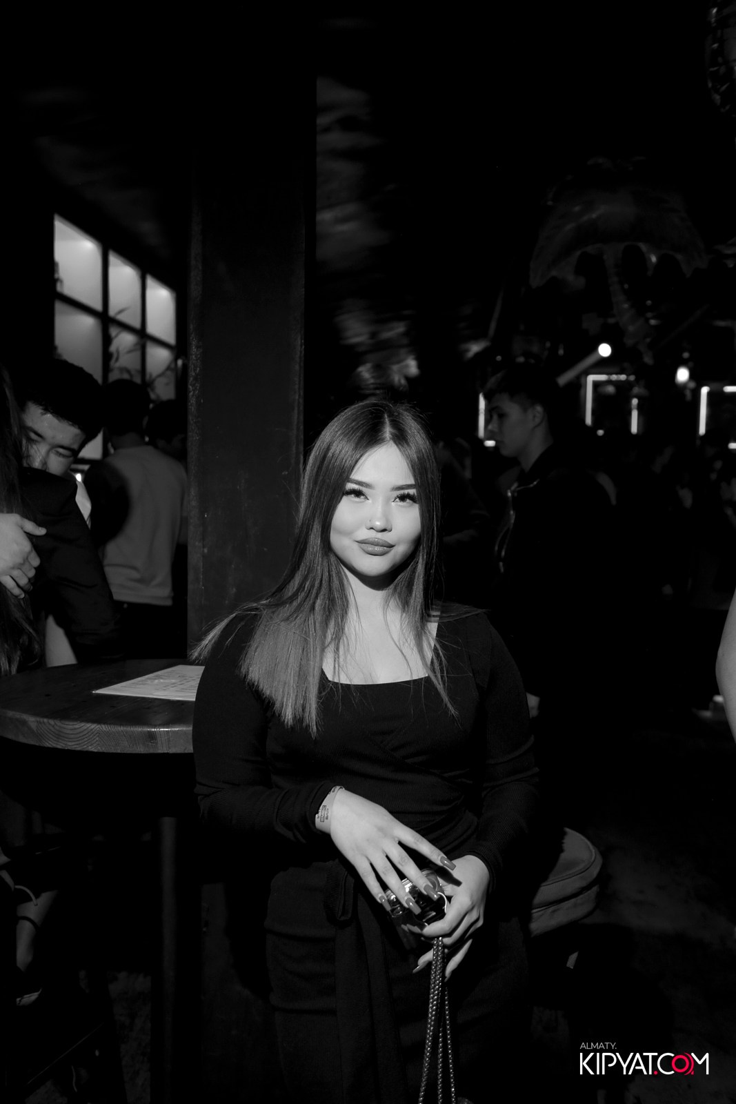 UYAT EMES BAR. КИПЯТКОМ АЛМАТЫ!