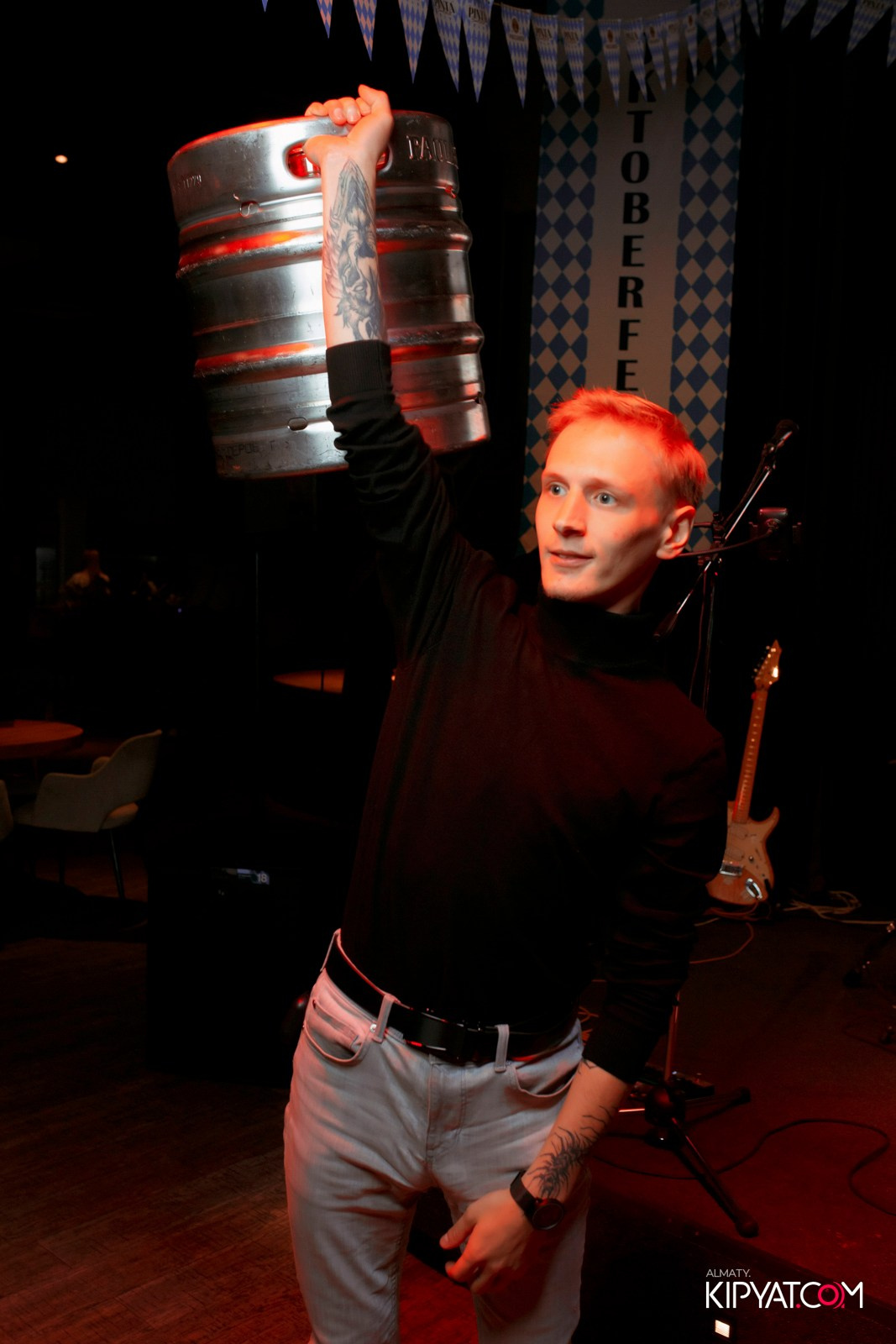 ОКТOBERFEST — ПИНТА НУРЛЫ-ТАУ. КИПЯТКОМ АЛМАТЫ!