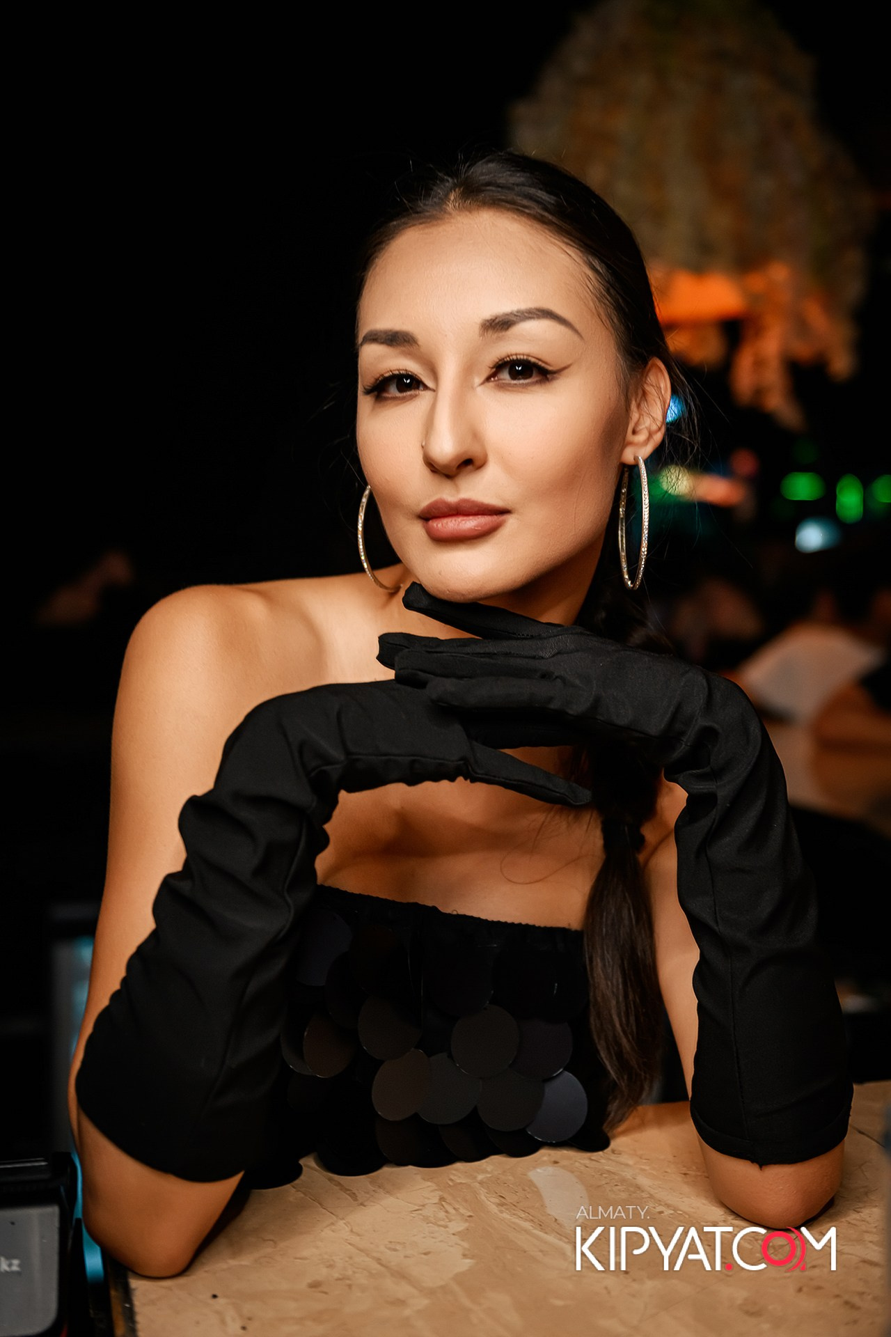 Uyat Emes Ваr. КИПЯТКОМ АЛМАТЫ!