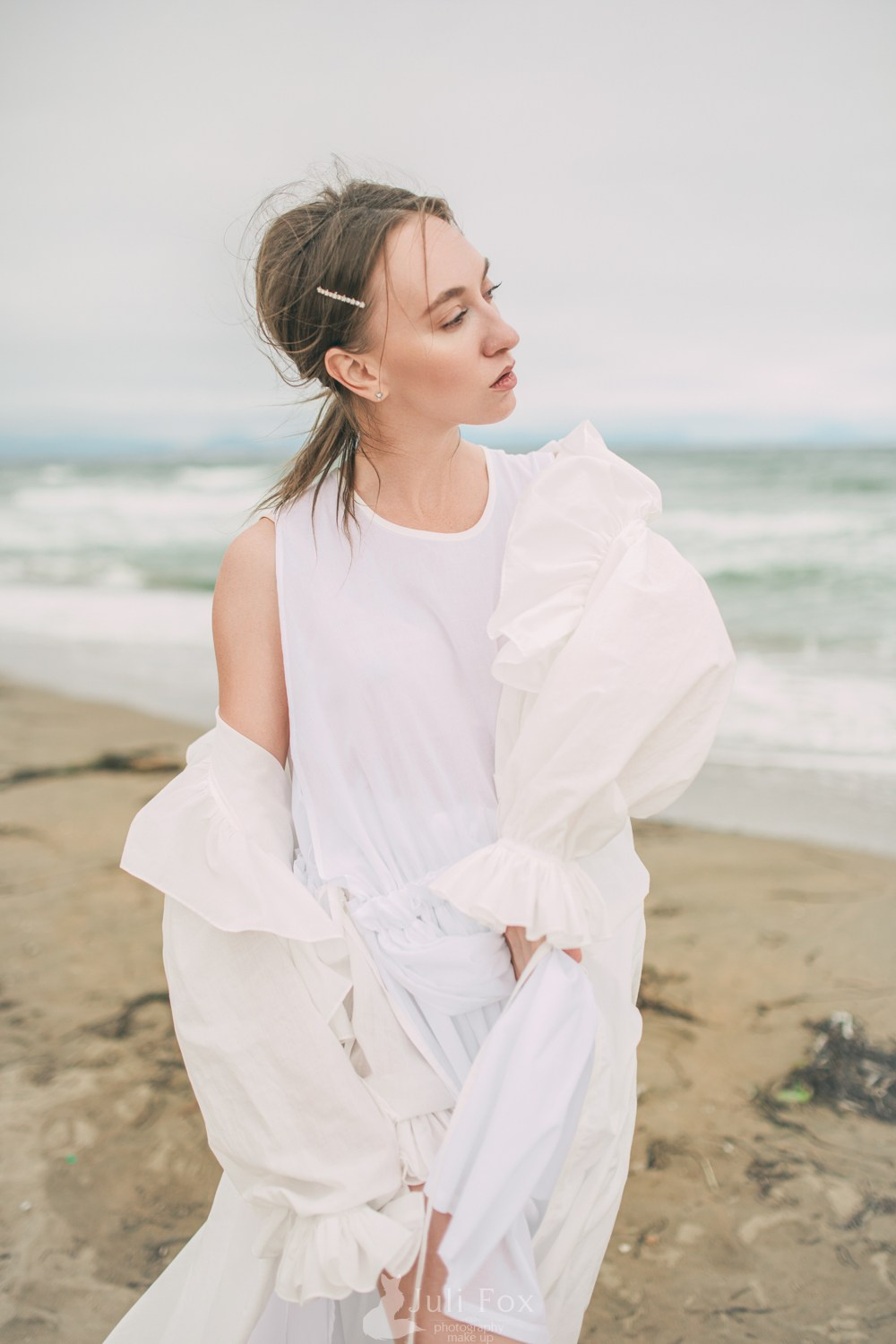 Фотосъемка для маркетплейсов во Владивостоке. Портретный, свадебный, репортажный фотограф во Владивостоке Юлиана Джули Фокс