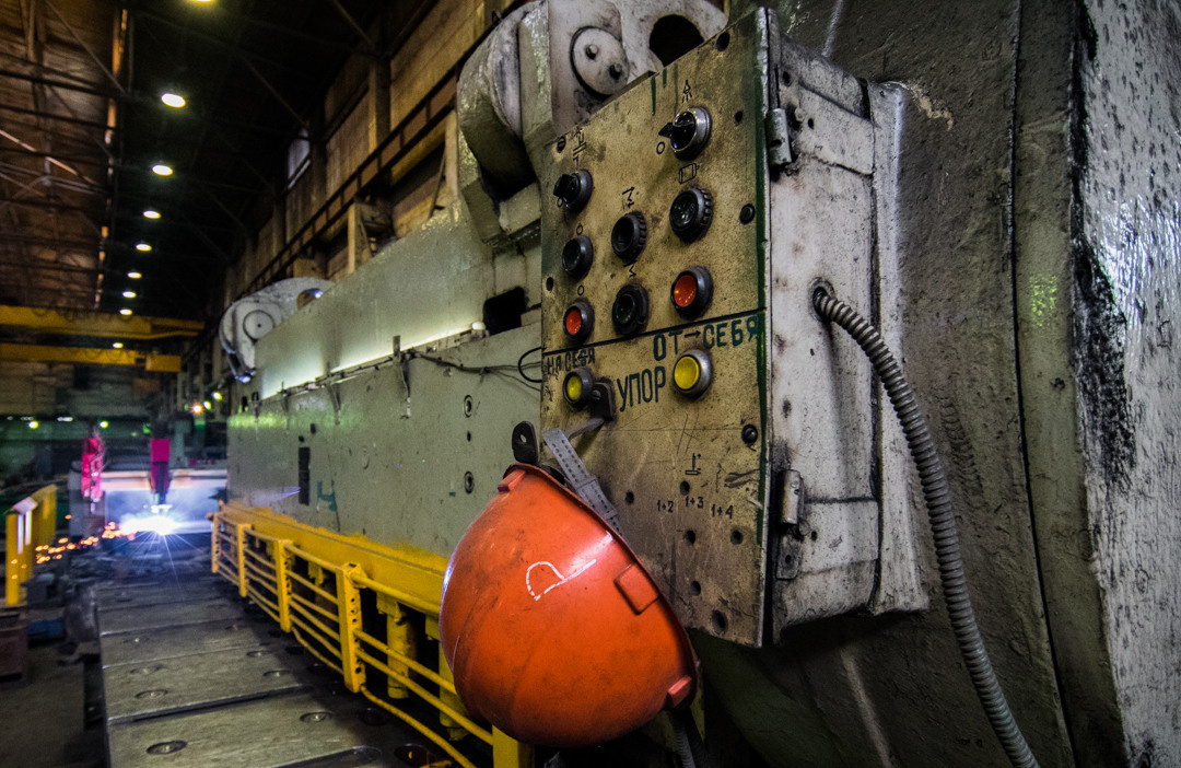 Фото производства, завода. Лазерная резка  Индастриал. Новосибирск