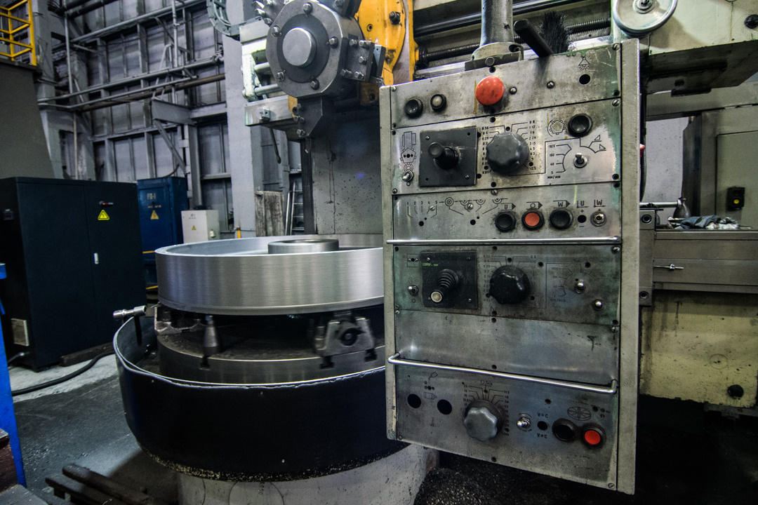 Фото производства, завода. Станок Индастриал. Новосибирск