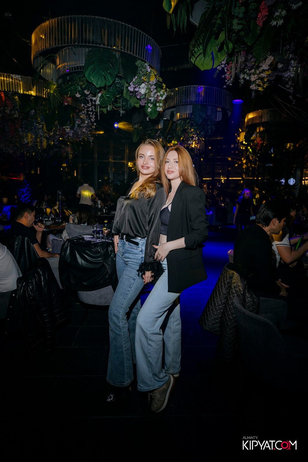 FRIENDS BAR & TERRACE. КИПЯТКОМ АЛМАТЫ! Фотосъемка мероприятий в Алматы