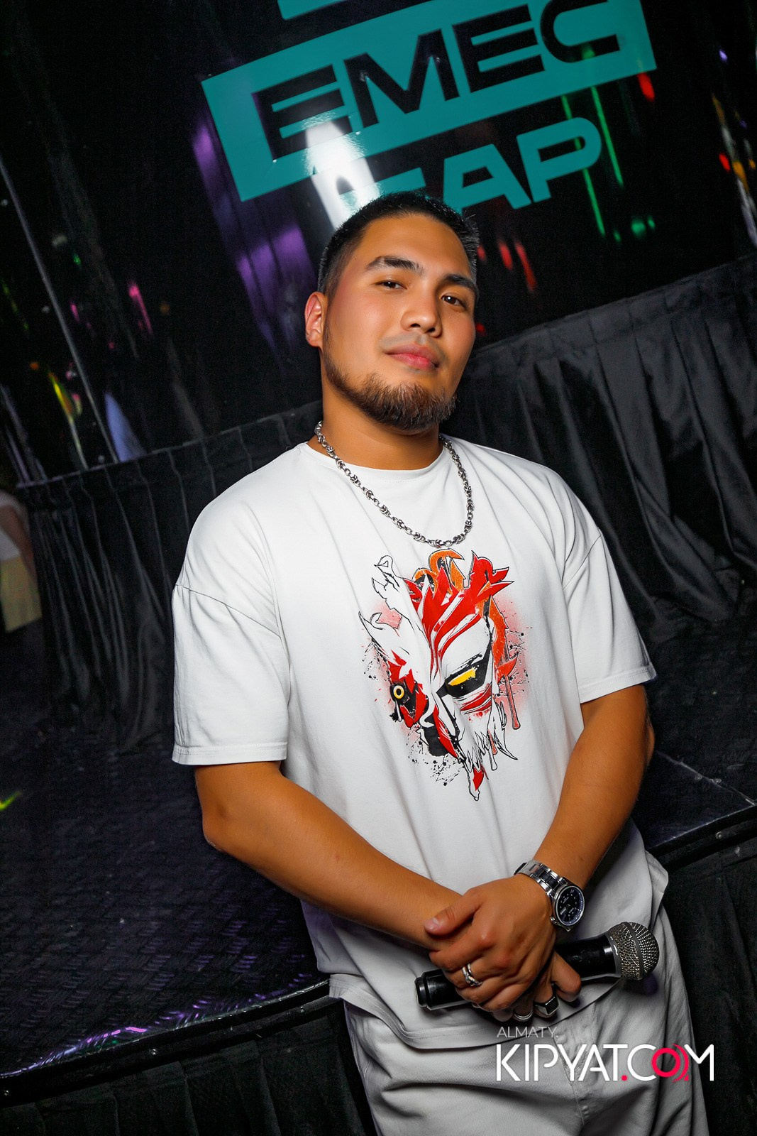 UYAT EMES BAR. КИПЯТКОМ АЛМАТЫ!