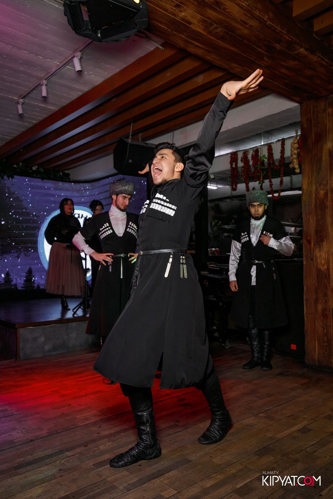 ВАХТАНГУРИ. КИПЯТКОМ АЛМАТЫ!