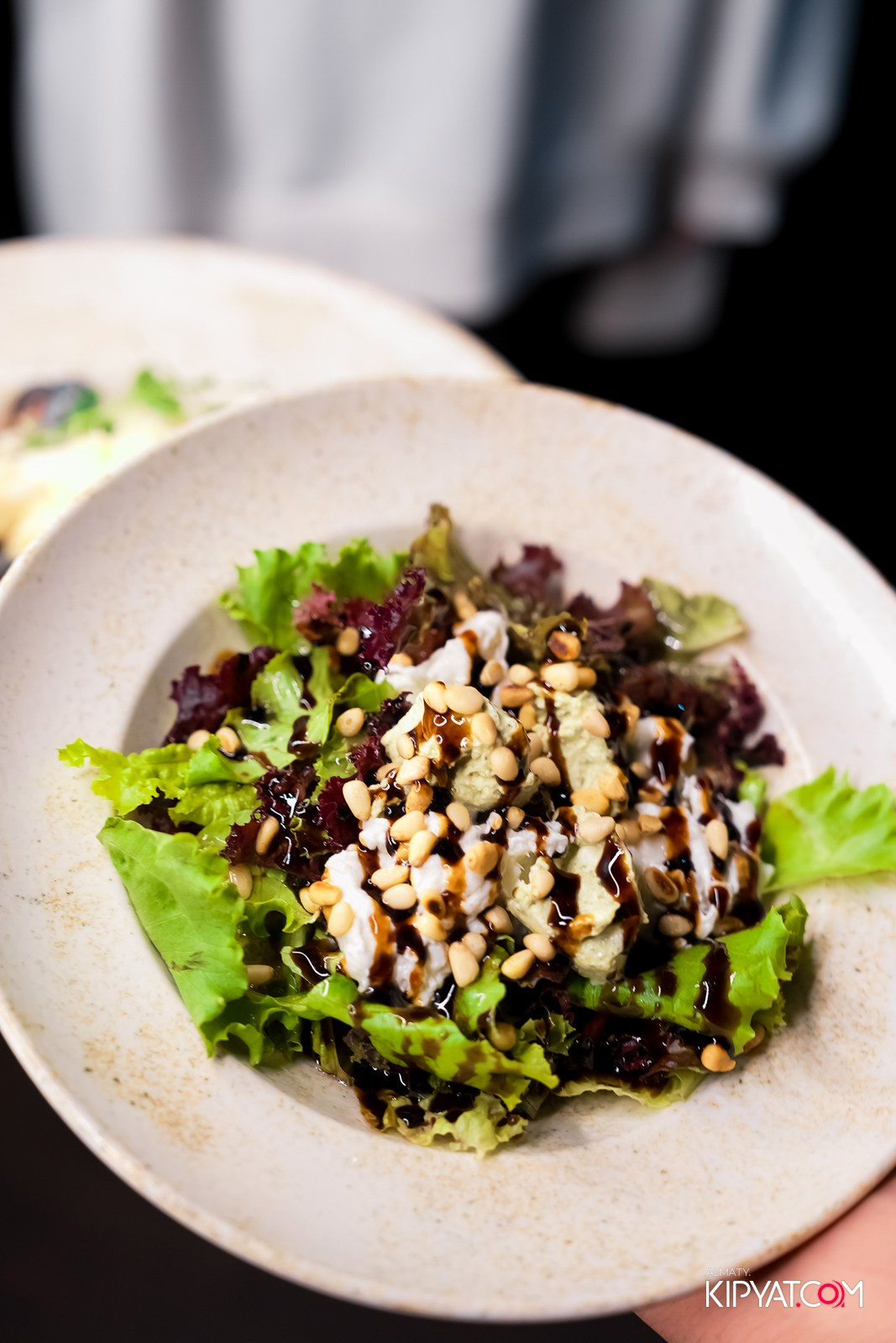 THE ESTATE КАРАОКЕ 1 ГОД. КИПЯТКОМ АЛМАТЫ!