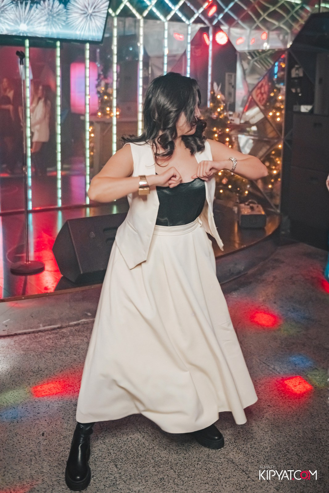 КАРАОКЕ МИКРОФОН. КИПЯТКОМ АЛМАТЫ!