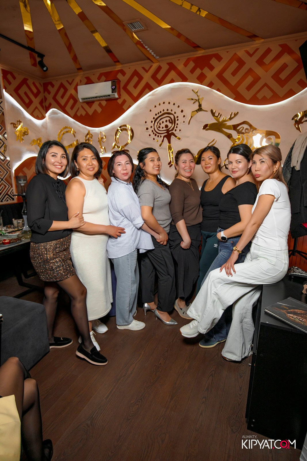 УХО И МЕДВЕДЬ НА ГАГАРИНА. КИПЯТКОМ АЛМАТЫ! Фотосъемка мероприятий в Алматы