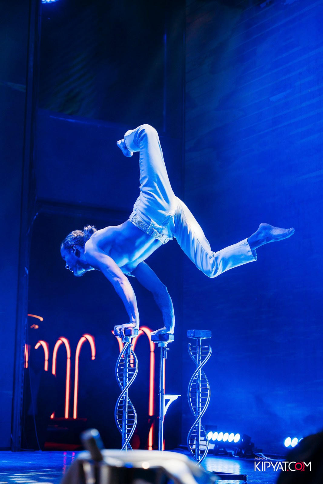 QUEEN. КИПЯТКОМ АЛМАТЫ!