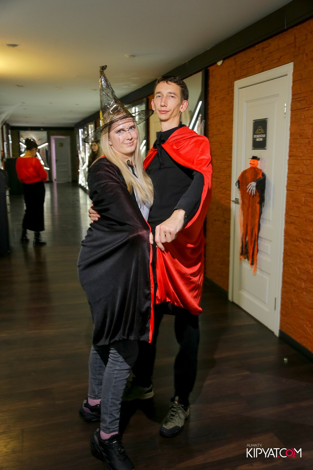 УХО И МЕДВЕДЬ НА САИНА. КИПЯТКОМ АЛМАТЫ!