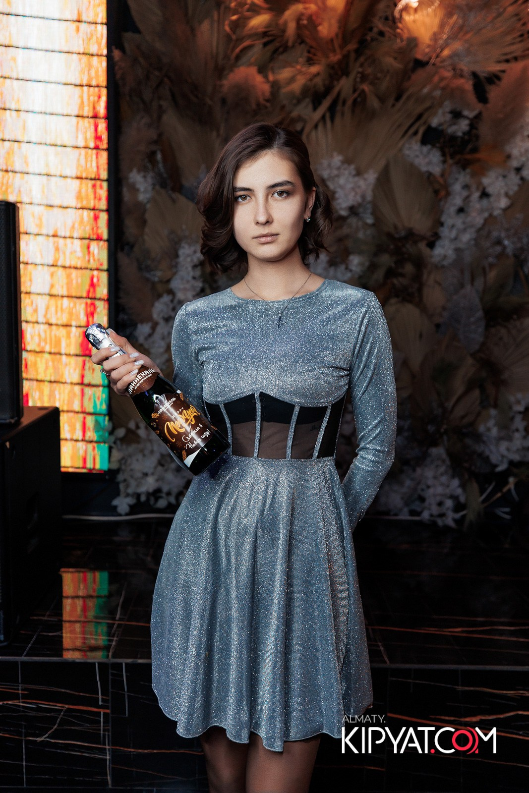 БАР ПАНАЕХАЛИ НА ДОСТЫК. КИПЯТКОМ АЛМАТЫ!