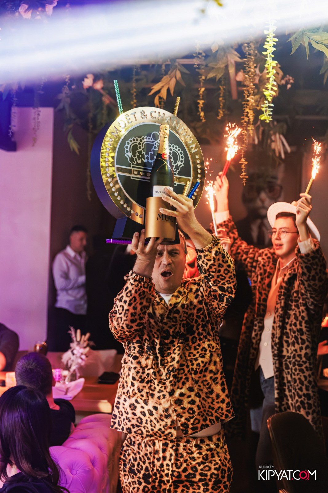 PATRIKI RESTAURANT. КИПЯТКОМ АЛМАТЫ!