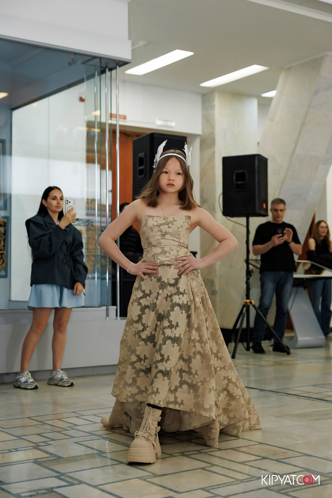 JUNIOR MODELS SHOW. ПЕРФОМАНС НОЧЬ В МУЗЕЕ. КИПЯТКОМ АЛМАТЫ! Фотосъемка мероприятий в Алматы