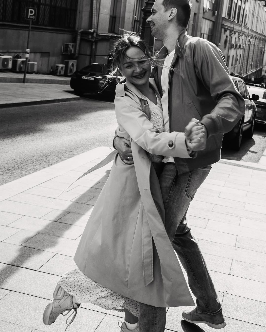 Lovestory прогулка. Женский и лавстори фотограф в Москве Елена Аксютко