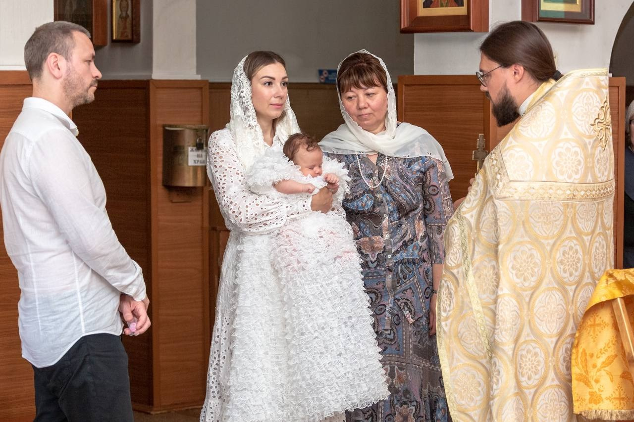 Фотосъёмка таинства крещения. Фотограф на крестины. GagarinProArt