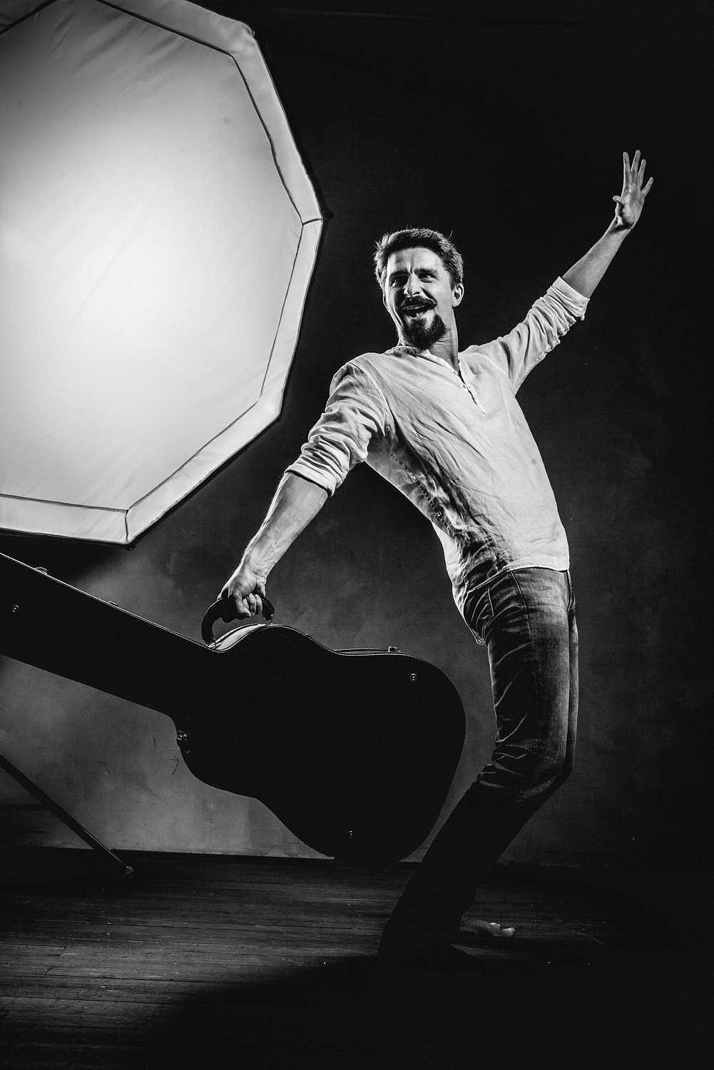 Альбом. Илья Божко. Фотограф Михаил Ряховский