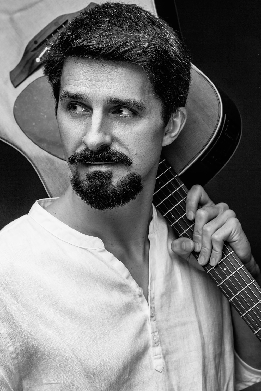 Альбом. Илья Божко. Фотограф Михаил Ряховский