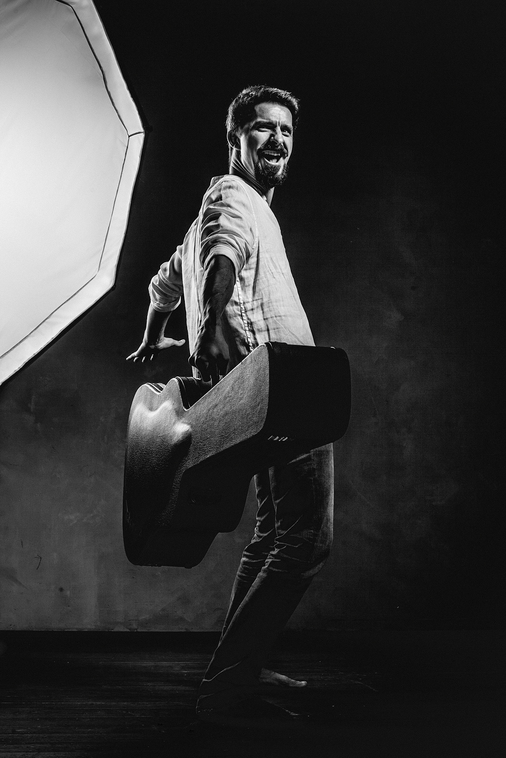 Альбом. Илья Божко. Фотограф Михаил Ряховский