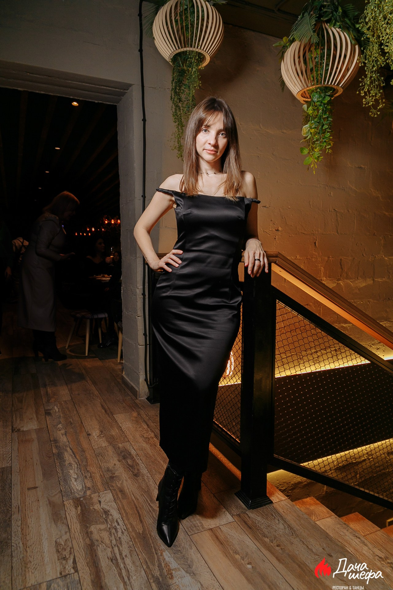 Вечер пятницы в ресторане Дача шефа. Событийный фотограф Максим Бескоровайновнов