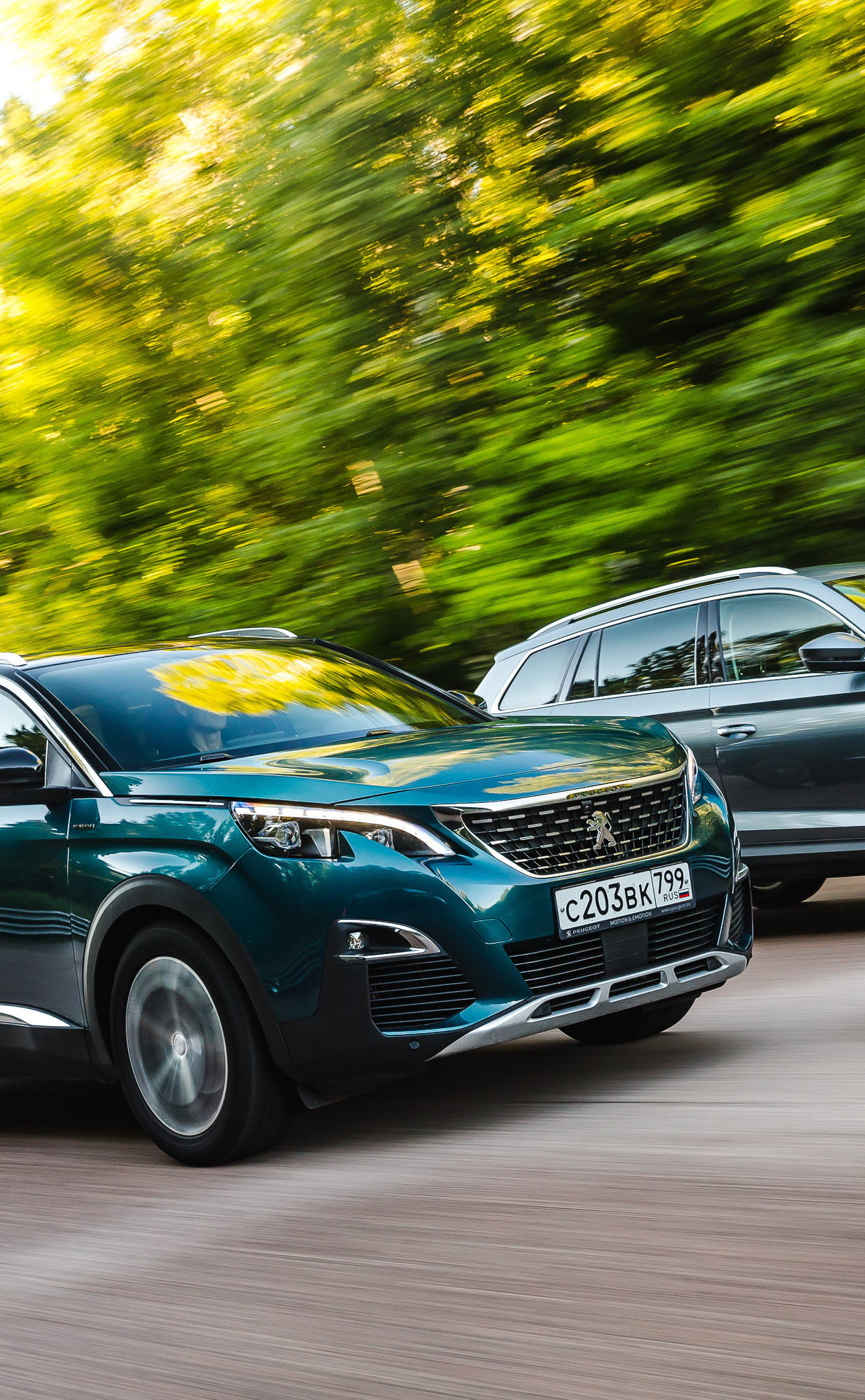 Peugeot 5008 & Skoda Kodiaq. Фотограф Дмитрий Питерский