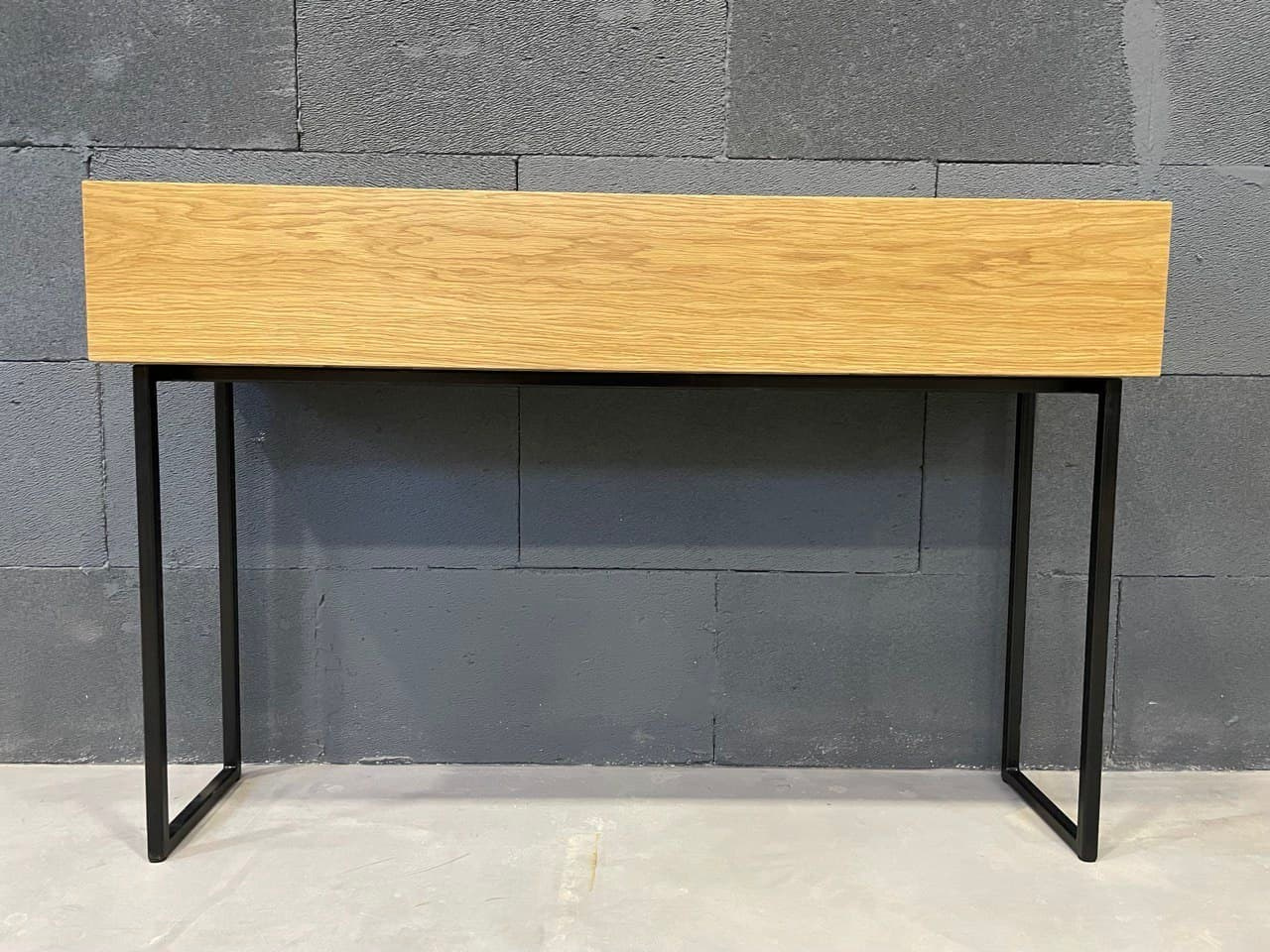 Стеллажи и консоли. Klauzevits Workshop