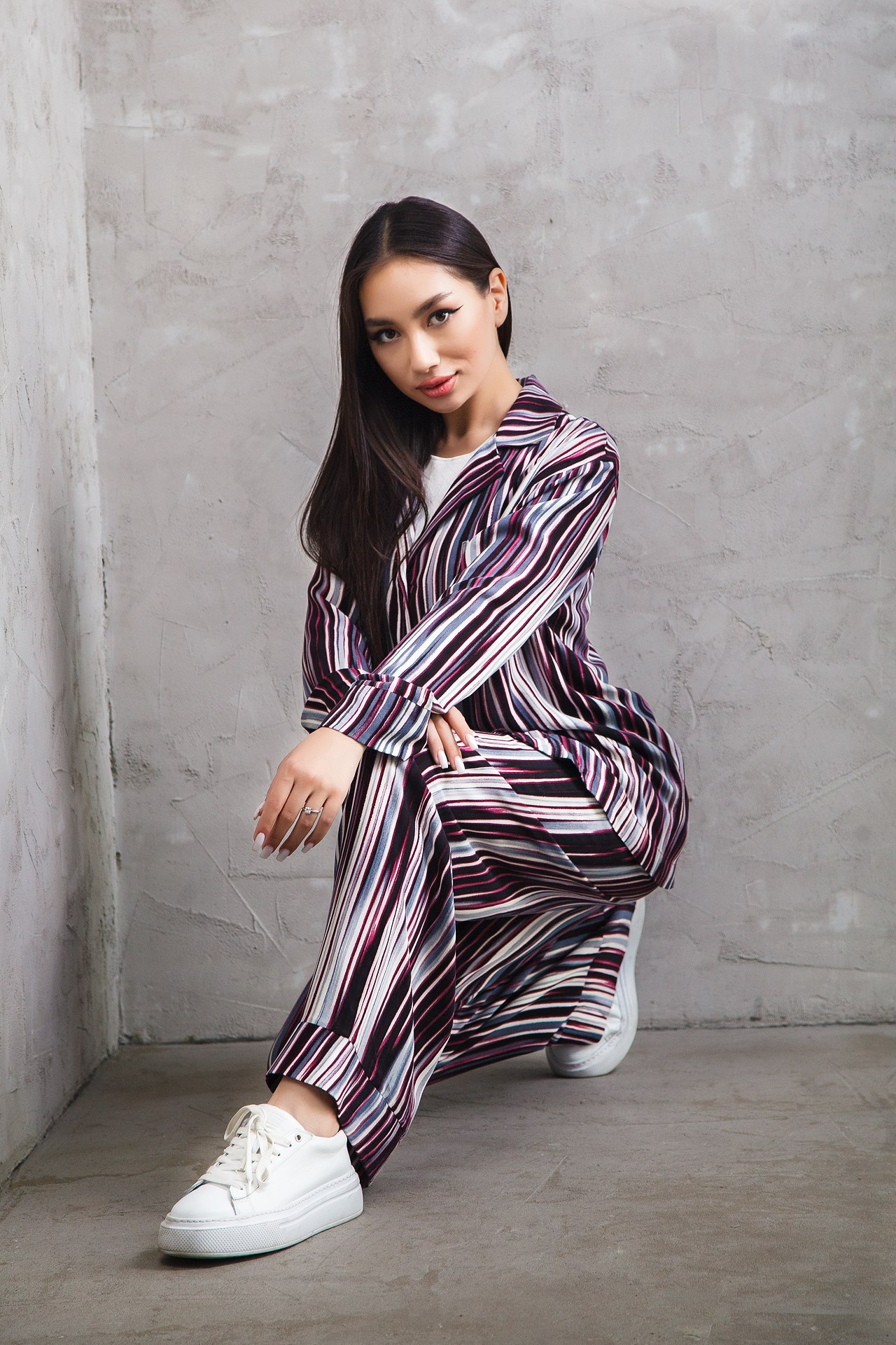 Реклама женской одежды. Натан Супервайзер по Продакшену