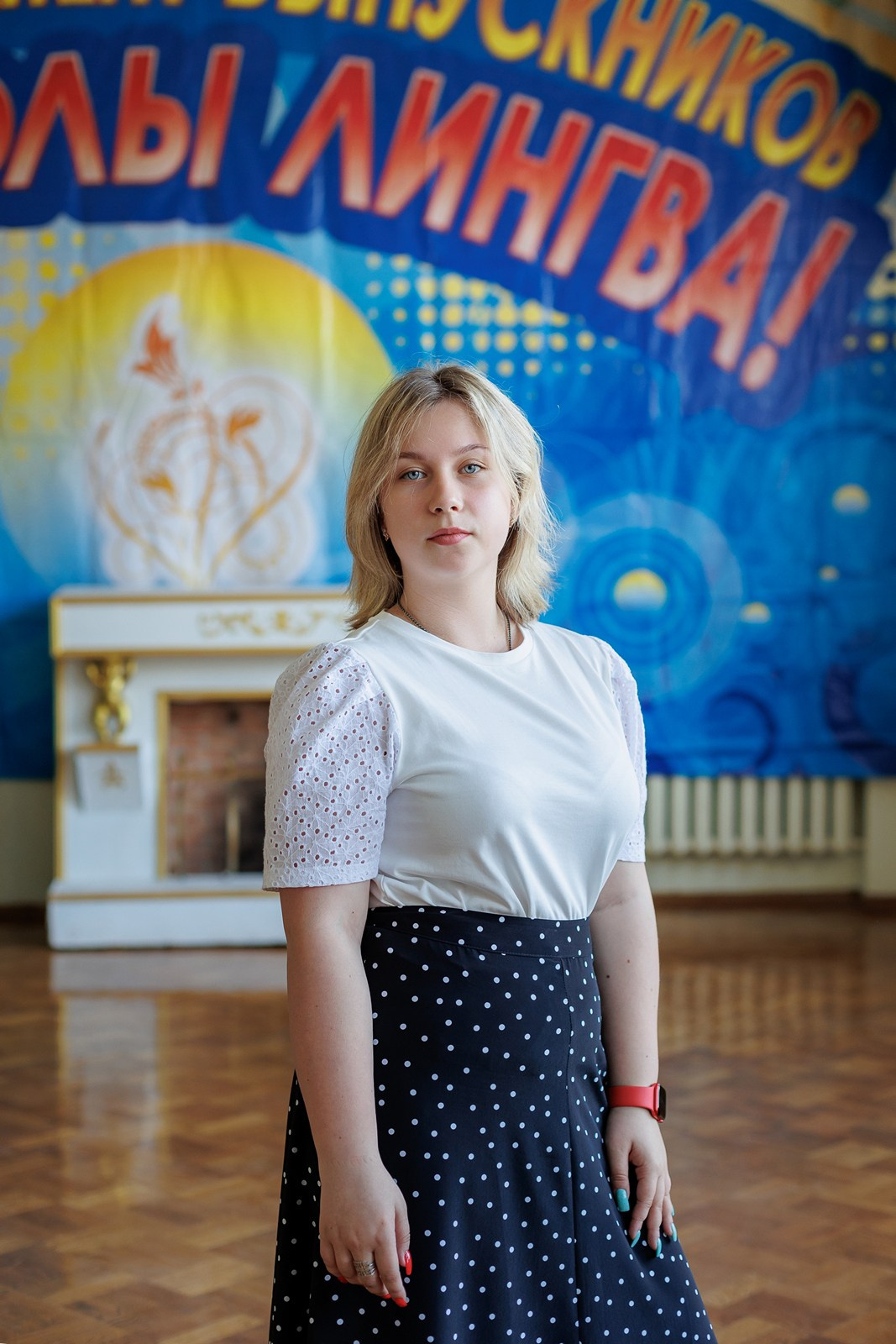 Профессиональная фотосессия в школе на выпускном. Свадебный и репортажный фотограф в Москве и Московской области