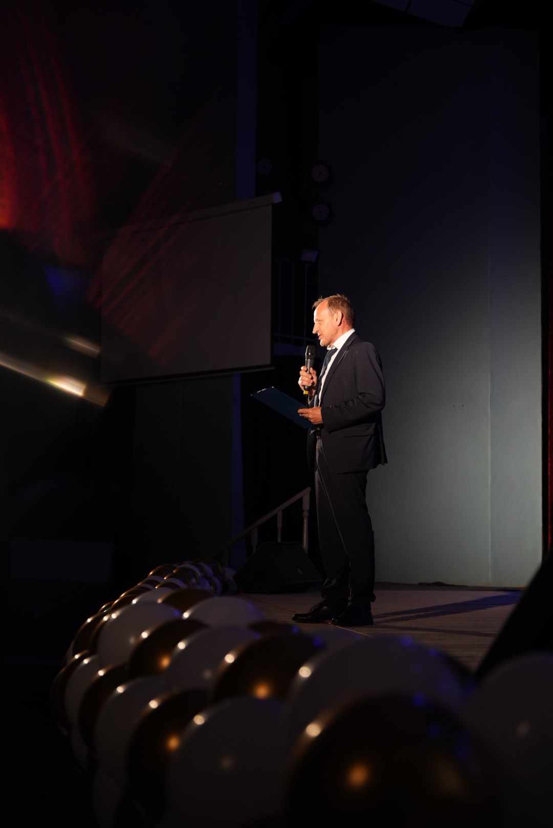 Вручение аттестатов | школа 2. ИТВИ